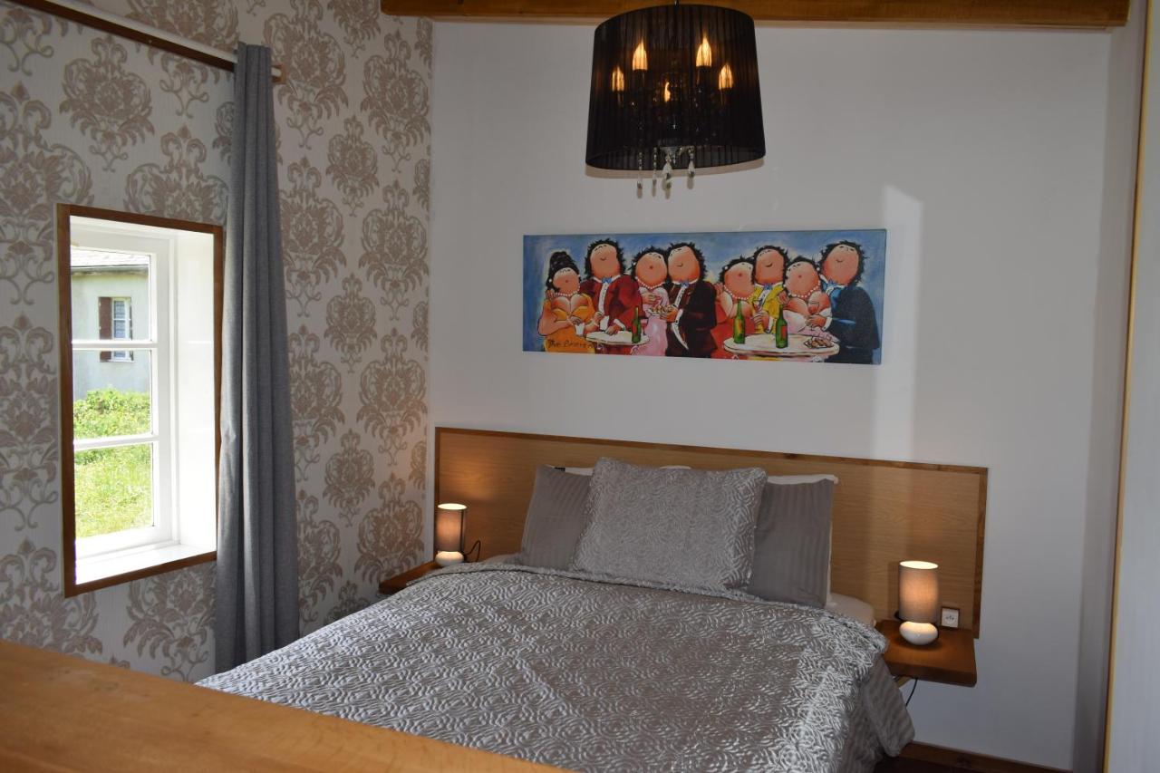 Le Chene D'Or Bed & Breakfast Marcheseuil Exterior photo