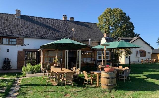 Le Chene D'Or Bed & Breakfast Marcheseuil Exterior photo