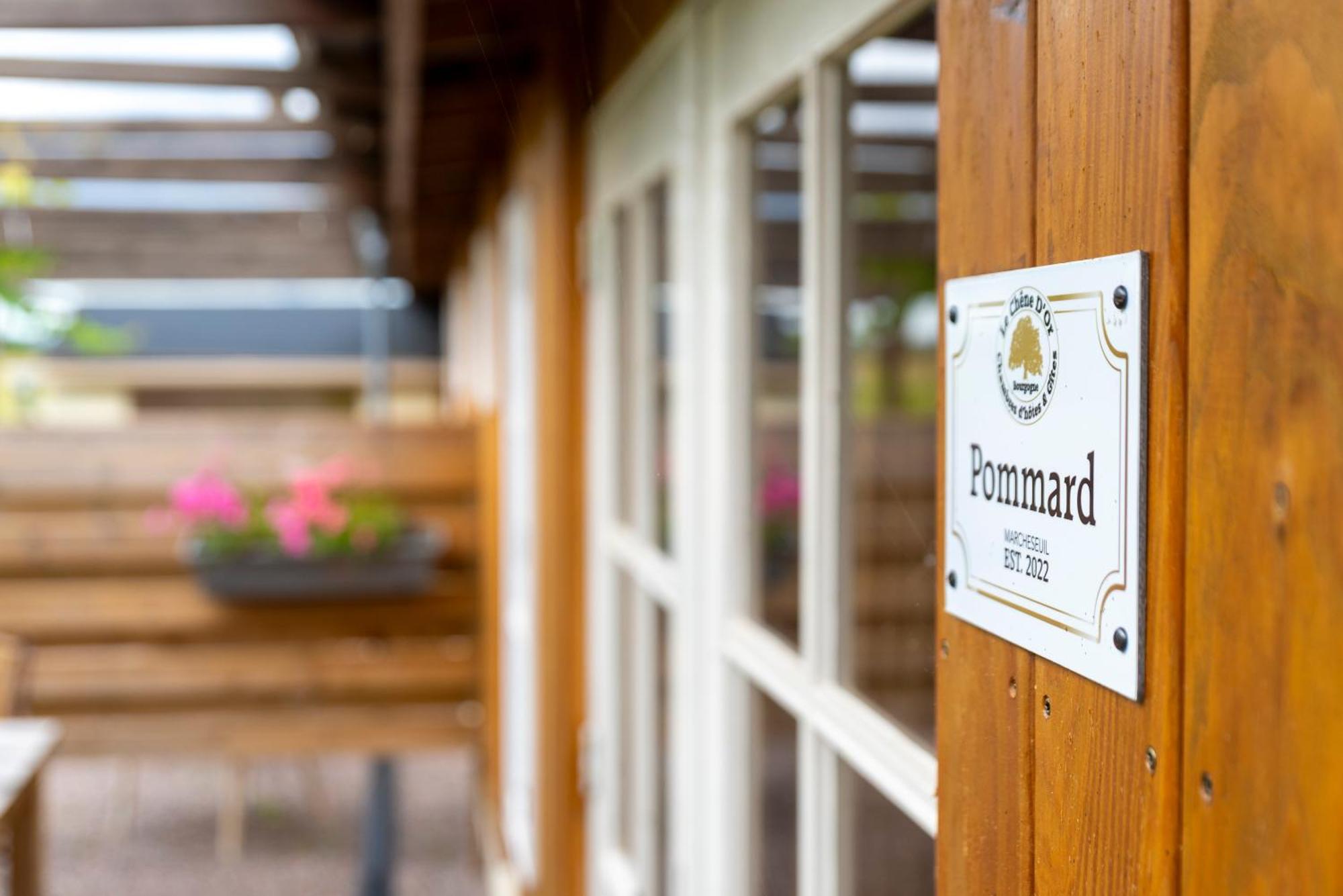 Le Chene D'Or Bed & Breakfast Marcheseuil Exterior photo